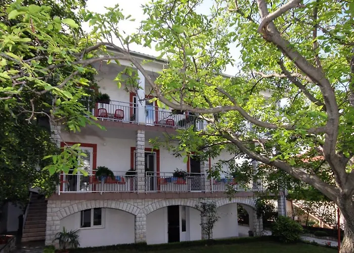 Maison d'hôtes Triple 2379b Selce